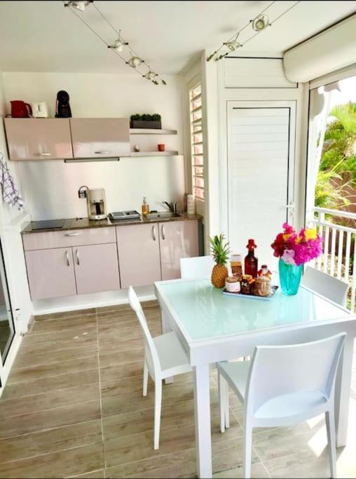 Coco Breeze - Anse Des Rochers Appartement *