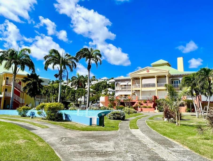 Coco Breeze - Anse Des Rochers *