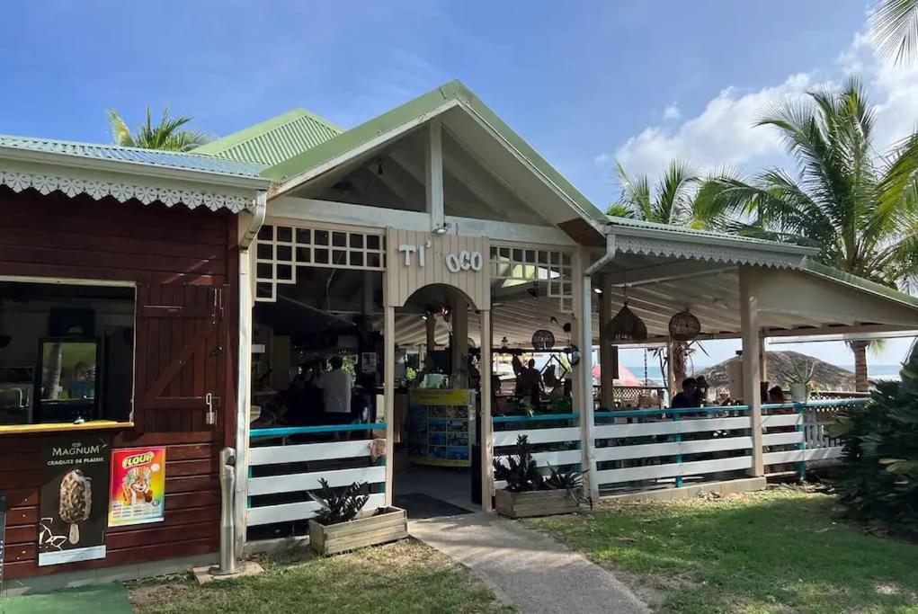 Coco Breeze - Anse Des Rochers * Saint-Francois (Grande-Terre)